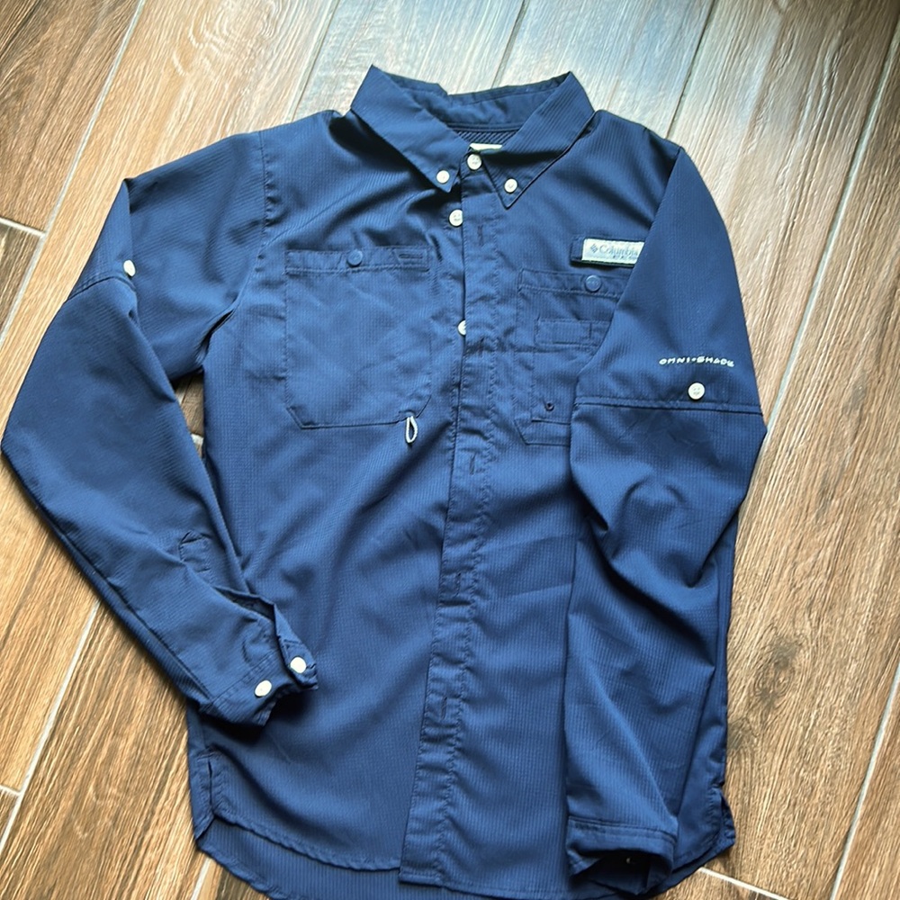 Columbia youth fishing shirt.
